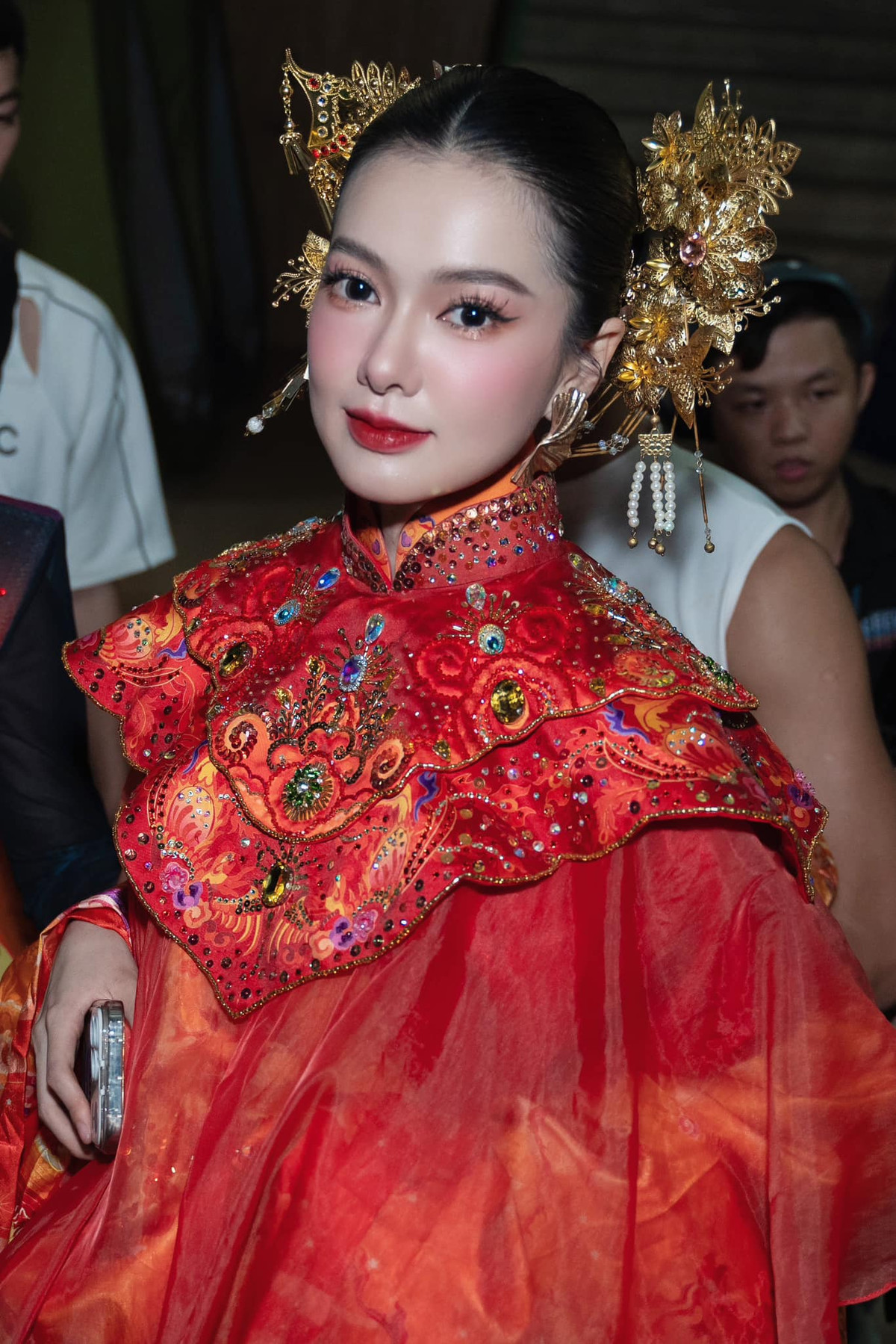 Ngoài ra, Yên Đan còn đánh giá về nhiều loại mỹ phẩm và thể hiện khả năng trang điểm với các clip theo xu hướng, được đầu tư.