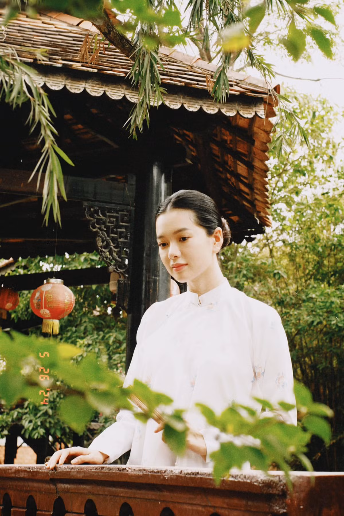 Hiện nay, số lượt theo dõi kênh video của Yên Đan là hơn 430.000. Người đẹp 27 tuổi cũng là cái tên được nhiều nhãn hàng lựa chọn để hợp tác quảng cáo và từng xuất hiện trên một số ấn phẩm thời trang.