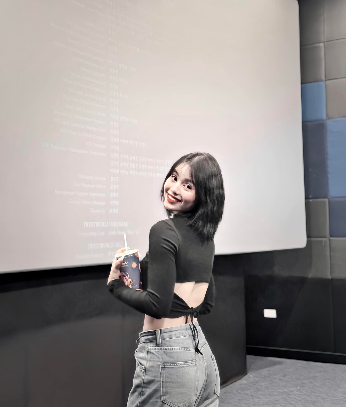 Ánh Nguyệt đã có những bước phát triển rất nhanh nhờ tài năng thể thao thiên bẩm. SEA Games 30 là lần đầu tiên cô được tham dự trong màu áo đội tuyển quốc gia và ngay lập tức có cho mình danh hiệu vô địch.