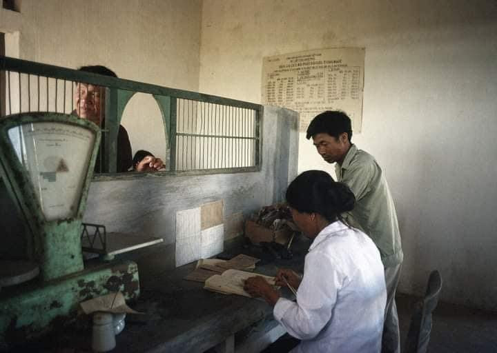 Cửa hàng hợp tác mậu dịch xưa.