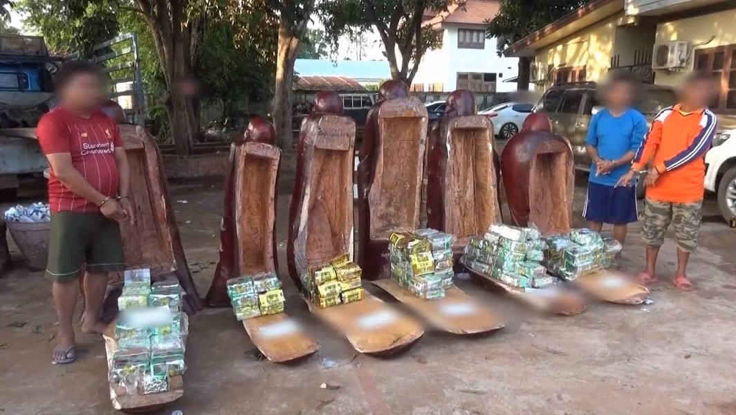 Thu doan tinh vi cua bang nhom giau hang tram kg ma tuy trong tuong go