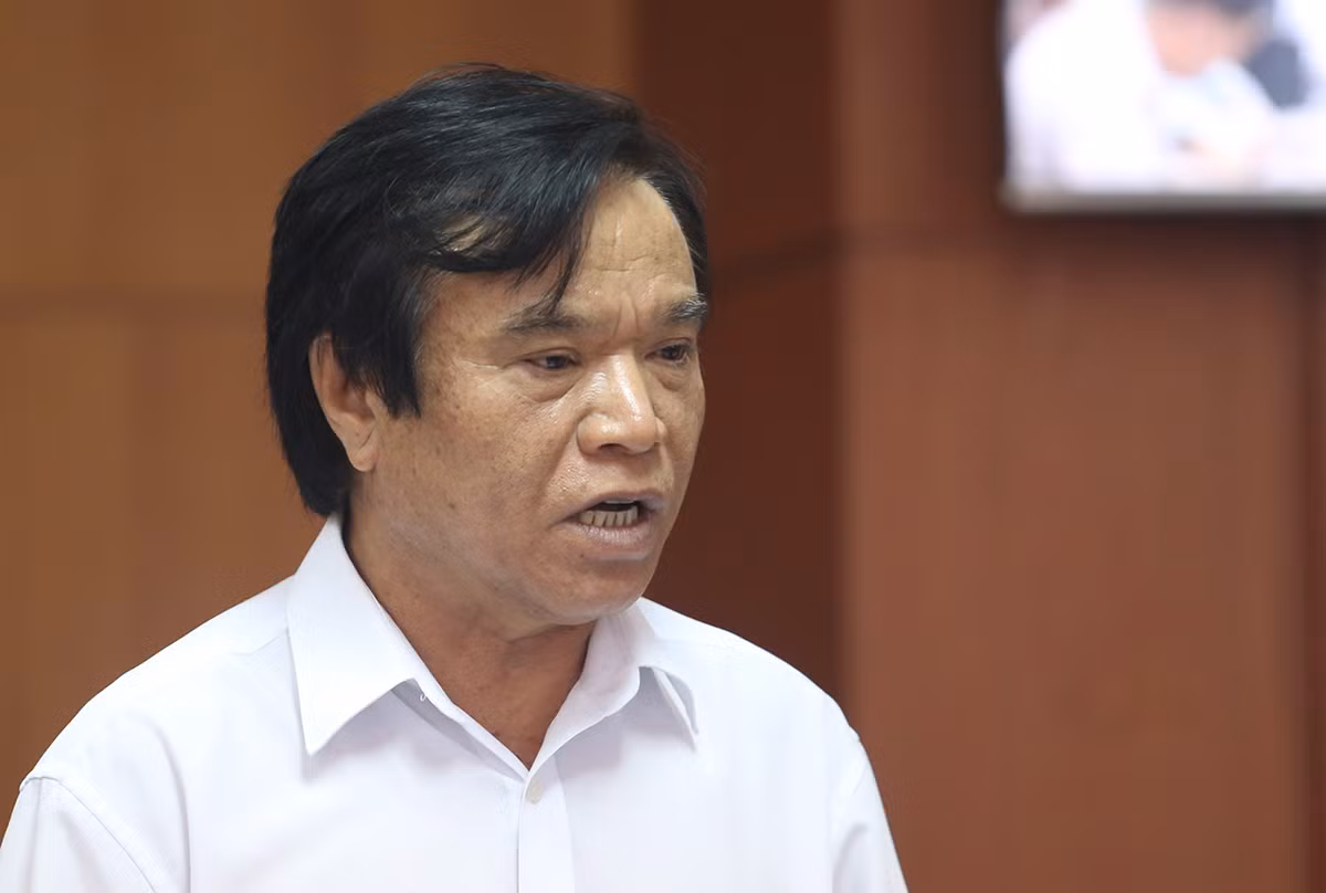 Ông Phan Văn Chín là một trong hai Giám đốc Sở bị Thanh tra Quảng Nam đề nghị kiểm điểm vì liên quan tới vi phạm trong quá trình xây dựng giá, thẩm định giá gói thầu mua sắm máy xét nghiệm COVID-19 của Sở Y tế tỉnh này.
