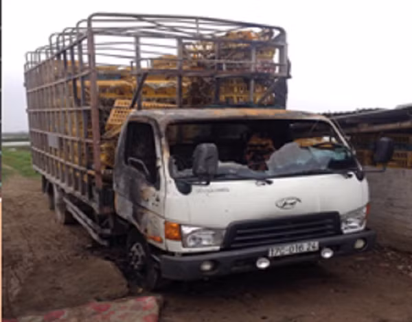 Mau thuan ca nhan, dot xe hang xom tra thu