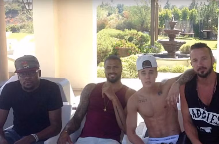 Ly do Justin Bieber bi nghi ngo gioi tinh-Hinh-8