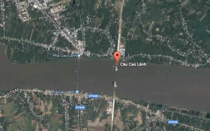 Đây là cây cầu lớn thứ hai (cùng với cầu Vàm Cống, nối hai bờ sông Hậu) trong dự án kết nối khu vực trung tâm ĐBSCL (Ảnh: Zing)