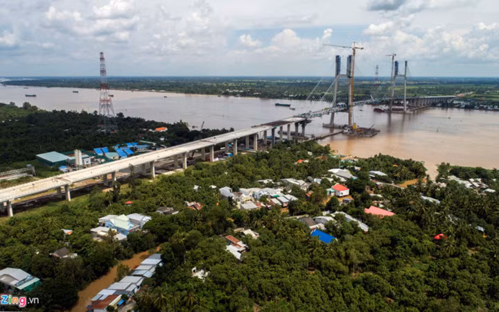 Sau khi hoàn thành, cầu Cao Lãnh và cầu Vàm Cống cùng với tuyến N2 hiện hữu, tuyến Lộ Tẻ - Rạch Sỏi đang thực hiện trở thành trục dọc thứ 2, bên cạnh quốc lộ 1 từ TP.HCM đi các tỉnh Tây Nam Bộ (Ảnh: Zing)