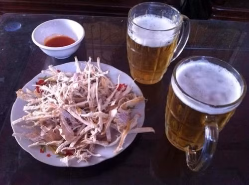 Chi em ri tai 'tuyet chieu' giu chong mua Euro