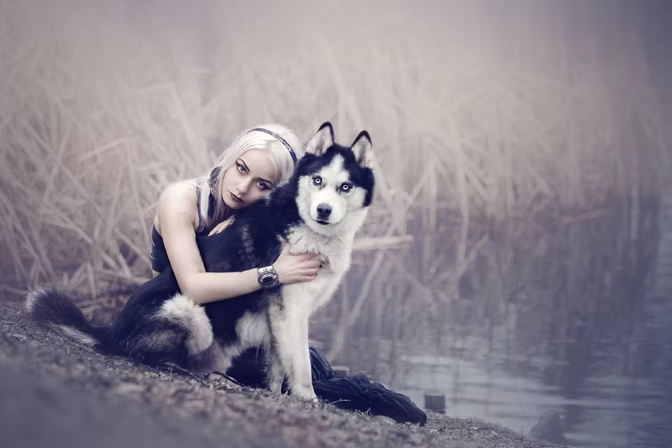 Bị ám ảnh bởi văn học giả tưởng, Anna luôn tưởng tượng mình như một nàng công chúa sống trong những khu rừng cổ tích. (Nguồn Sina)