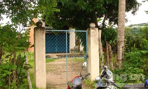 Tay Ninh: Nghi an chong dot vo roi treo co tu tu