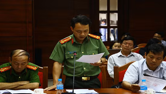 Vu nghi can bi tu mau nao khi tam giam: Khong co viec bi danh dap