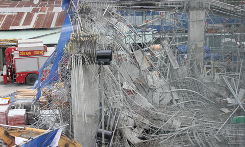 Sap gian giao o TP HCM: Nhan chung ke lai giay phut kinh hoang