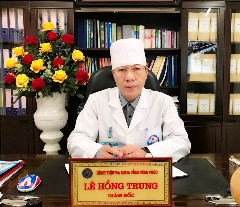 Vinh danh trí thức 2022: TS. Lê Hồng Trung Vinh danh tri thuc 2022: TS. Le Hong Trung