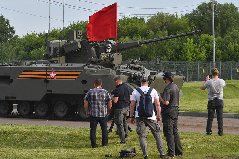 Dù loại pháo này đã ngừng sản xuất và không còn sử dụng, nhưng trong kho vũ khí vẫn còn nhiều trang bị và đạn dược cho chúng. Hiện nay, pháo 57mm trở thành vũ khí lý tưởng để quét sạch lực lượng địch trong rừng và tiêu diệt các phương tiện bọc giáp nhẹ. Ảnh: RIA Novosti.