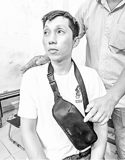 Chiều 27/10/2020, Quỳnh đem tài sản là ngoại tệ đến một tiệm vàng đổi được hơn 52 triệu. Cùng với số tiền mặt cướp được, Quỳnh gom lại và đưa 100 triệu đồng cho bạn gái, nhờ trả nợ. Thời gian này, Quỳnh không nói cho bạn gái biết mình vừa giết người, cướp tài sản. Ngày 19/7/2022, Cơ quan CSĐT Công an TP.HCM hoàn tất kết luận điều tra bổ sung, chuyển hồ sơ sang VKSND cùng cấp để truy tố Đồng Xuân Quỳnh về tội Giết người và Cướp tài sản. Với hành vi phạm tội cực kì nguy hiểm của mình Quỳnh đã phải trả giá đắt trước pháp luật. 