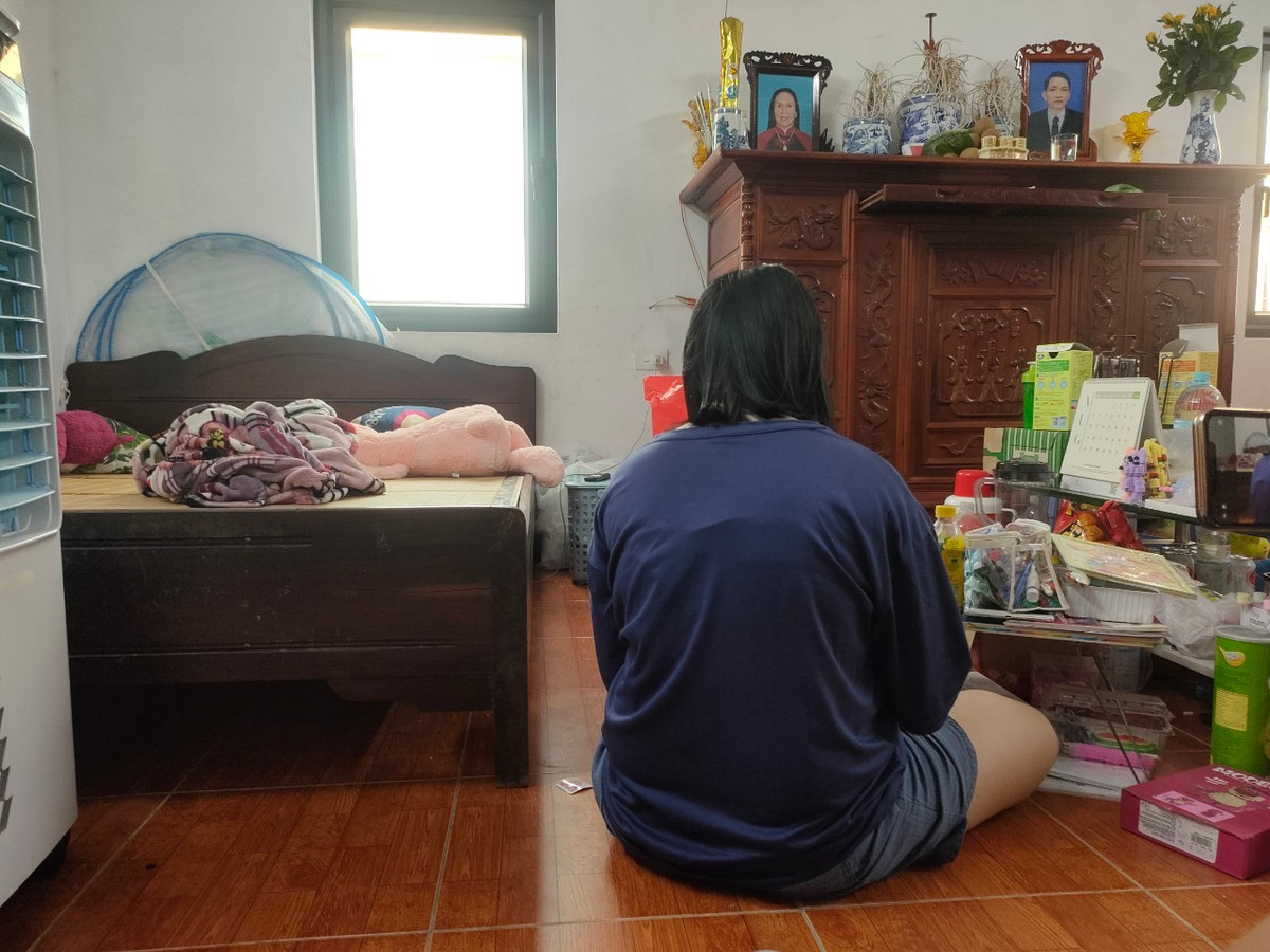 Bố bàng hoàng phát hiện con gái 12 tuổi mang bầu ở Hà Nội Bo bang hoang phat hien con gai 12 tuoi mang bau o Ha Noi