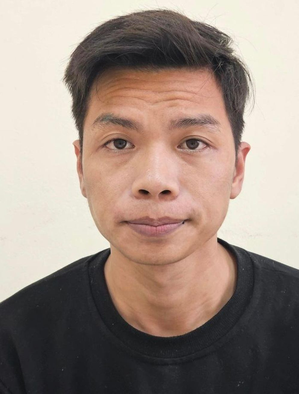 Lợi dụng cây ATM ra tiền chậm để chiếm đoạt tiền của người rút Loi dung cay ATM ra tien cham de chiem doat tien cua nguoi rut