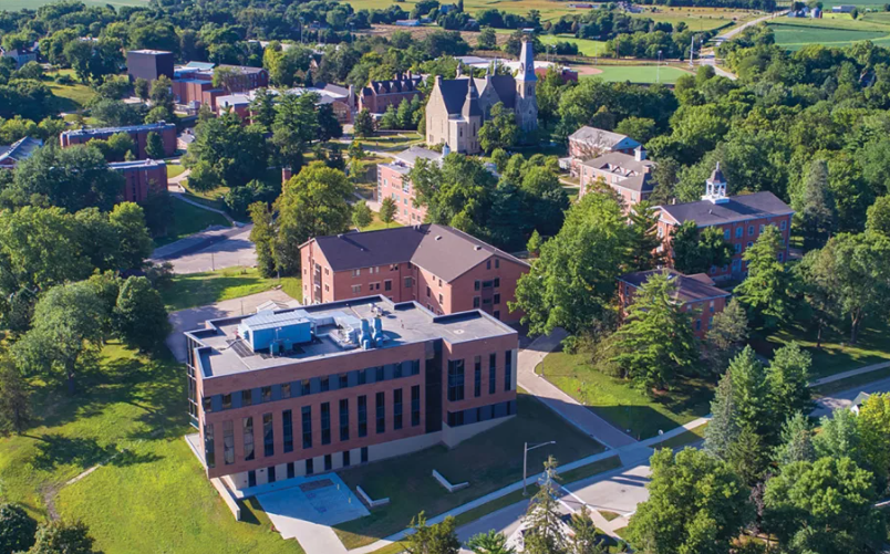 Đâm dao ở Trung Quốc, 4 người Mỹ bị thương Dam dao o Trung Quoc, 4 nguoi My bi thuong