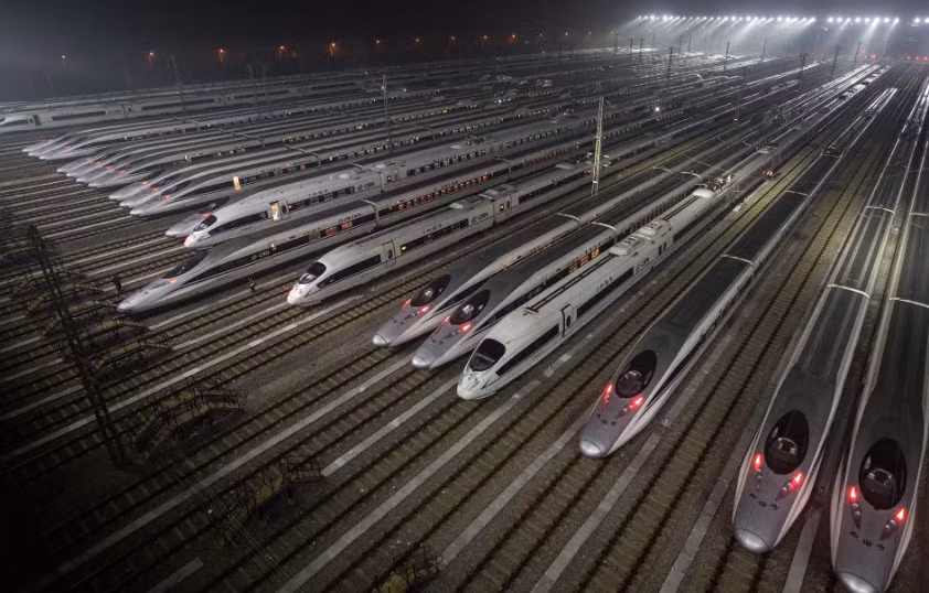 Kham pha bat ngo ben trong tau cao toc o Trung Quoc-Hinh-6