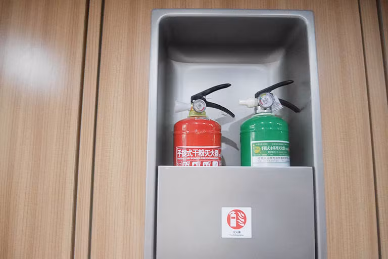 Kham pha bat ngo ben trong tau cao toc o Trung Quoc-Hinh-11