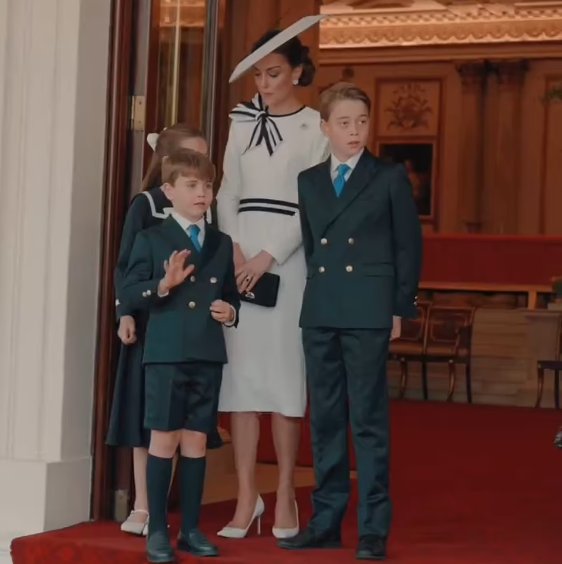 Hinh anh Vuong phi Kate lan dau xuat hien sau dieu tri ung thu-Hinh-2