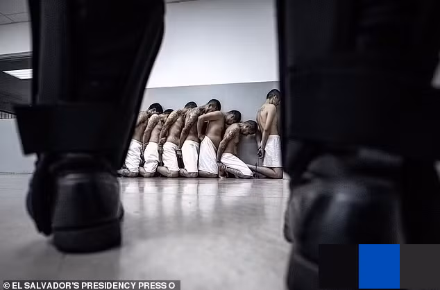 Kinh hai ben trong nha tu “dia nguc” o El Salvador-Hinh-4