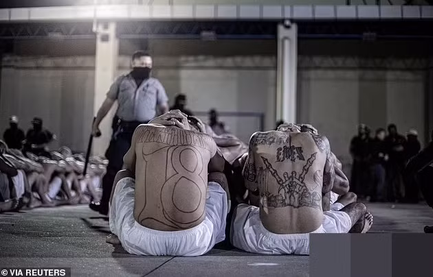 Kinh hai ben trong nha tu “dia nguc” o El Salvador-Hinh-3