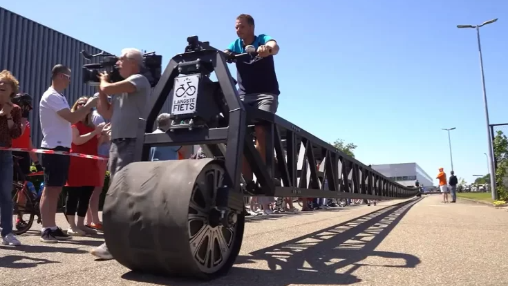 Can canh chiec xe dap co the di duoc dai nhat the gioi