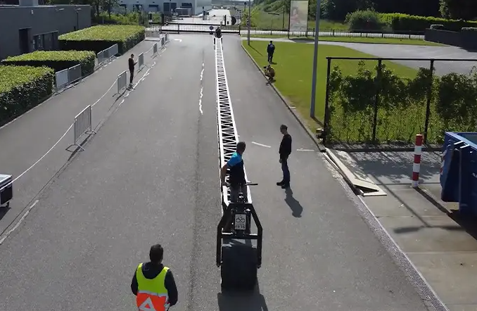 Can canh chiec xe dap co the di duoc dai nhat the gioi-Hinh-2