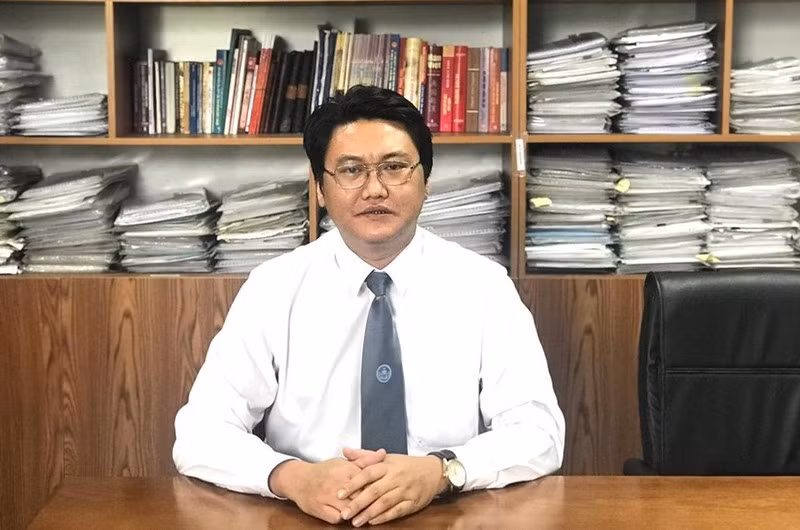 Tai xe Viet vua lai vua livestream vi pham luat an toan giao thong?-Hinh-2