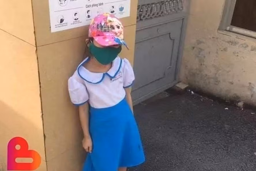 HS lop 1 dung nang o Hai Phong: That - gia... de be duoc yen!