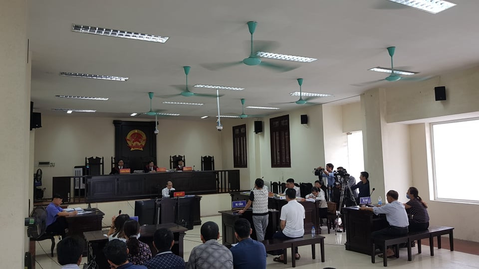 Xet xu vo chong Cty Lam Quyet: Duong Nhue ngoi phong rieng du toa-Hinh-3