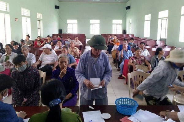 Thanh Hoa: 2.000 nguoi “trung” danh sach nhan ho tro COVID-19... co khuat tat?