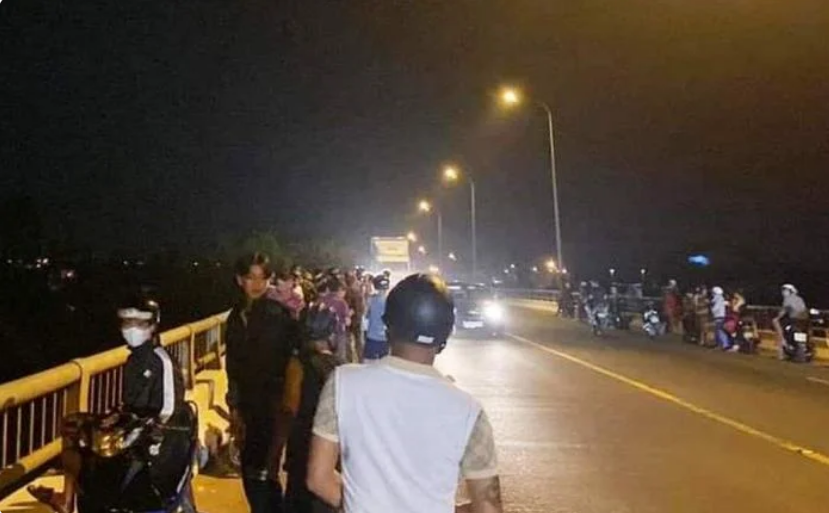 Có nguồn tin cho rằng, chị M. đã nhảy xuống sông Bà Rén tại huyện Duy Xuyên để tự tử, nhưng được người dân phát hiện, cứu vớt. Hiện vụ việc đang được tiếp tục điều tra.