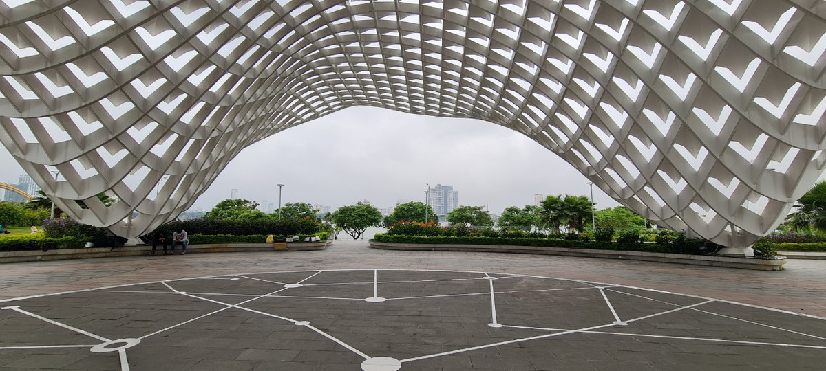 Phát biểu tại lễ khánh thành ngày 1/1/2022, Chủ tịch UBND TP. Đà Nẵng Lê Trung Chinh cho biết, Công viên APEC thể hiện tinh thần hội nhập quốc tế cùng khát vọng vươn xa của người dân Đà Nẵng.