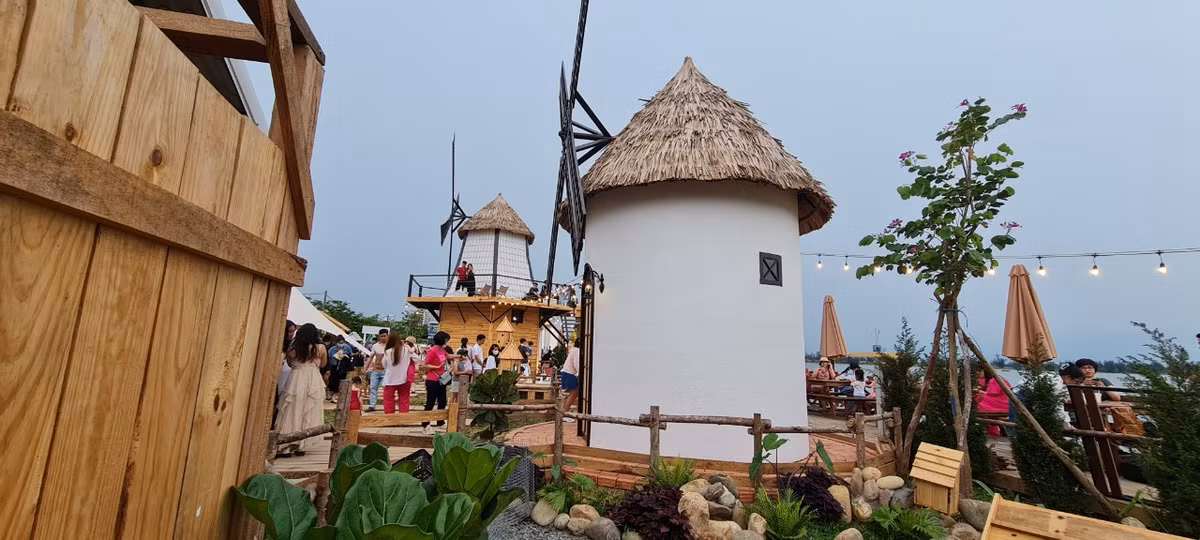 Được biết, thành phố Đà Nẵng đang khuyến khích thực hiện các điểm check- in mới. Còn đối với các điểm check in đã có sẵn thì tu sửa, nâng cấp để làm mới, tạo sức hấp dẫn người dân và du khách.