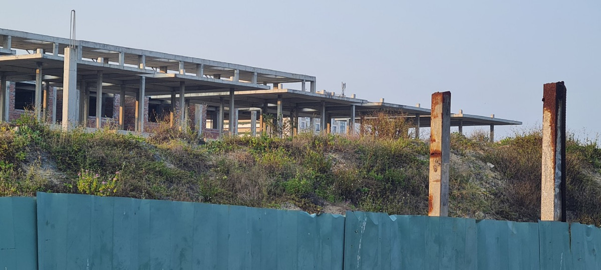 Doanh nghiệp lý giải việc kinh doanh gặp nhiều khó khăn do khung pháp lý chưa hoàn thiện, ảnh hưởng đến hoạt động khai thác và vận hành dự án.