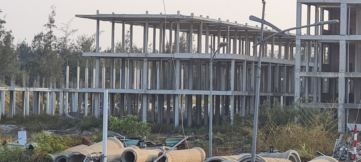 Tuy nhiên, viễn cảnh tươi sáng sớm lụi tàn khi cuối năm 2019, Thành Đô gửi thông báo dừng chi trả cam kết lợi nhuận 12%/năm từ năm 2020 cho khách hàng.