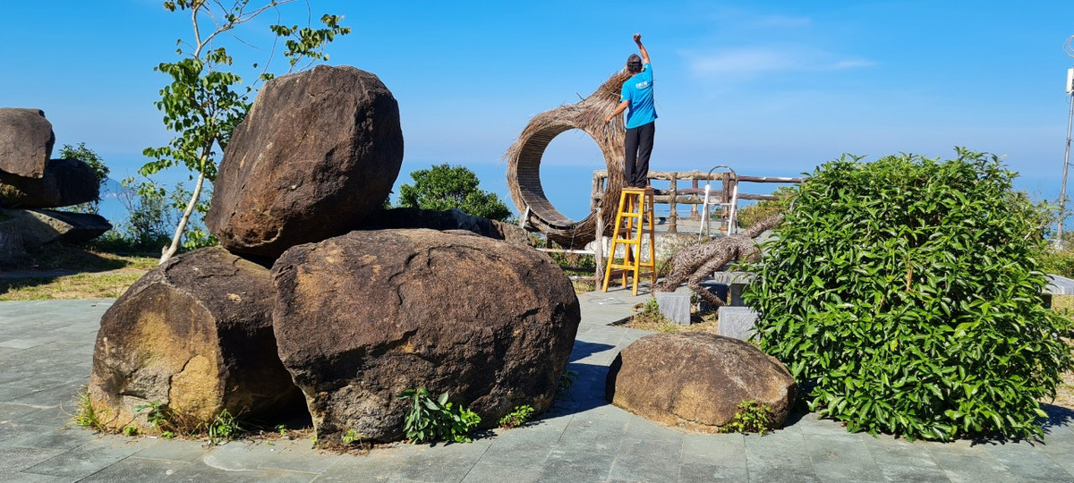Nhà Vọng Cảnh là một điểm dừng chân lý tưởng trên hành trình chinh phục "nóc nhà" thành phố.