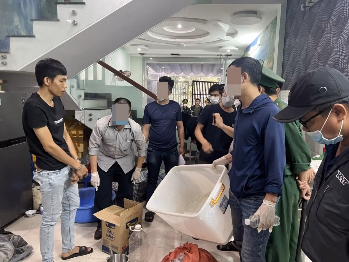 Da Nang: Bat giu doi tuong nghi dieu che loai ma tuy moi-Hinh-2