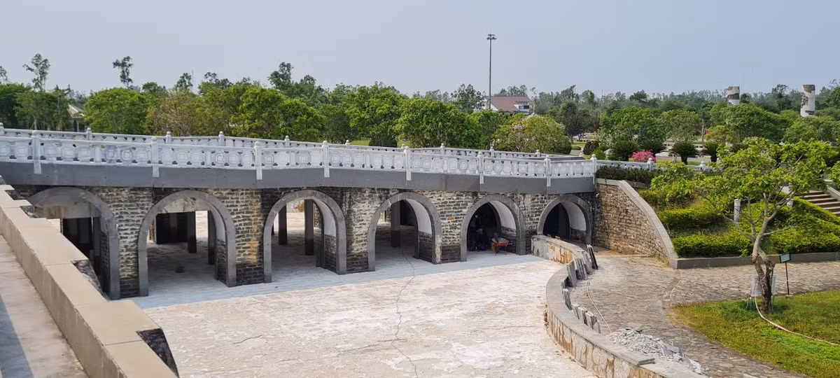 Đây cũng được xem là công trình văn hóa cấp quốc gia có quy mô lớn nhất cả nước.