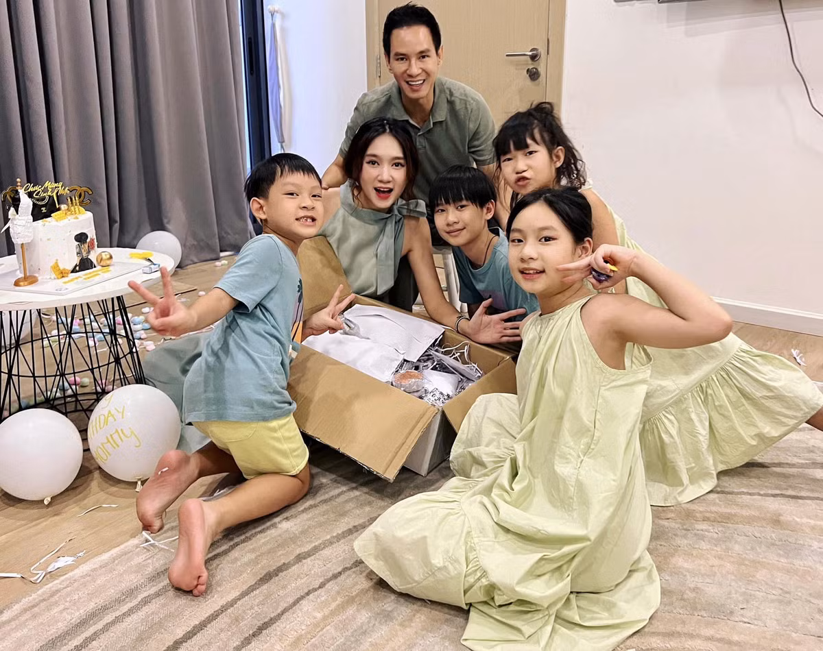 Chính sự hy sinh của Minh Hà cùng hạnh phúc viên mãn mà cặp đôi đang sở hữu đã khiến nhiều khán giả ngưỡng mộ.