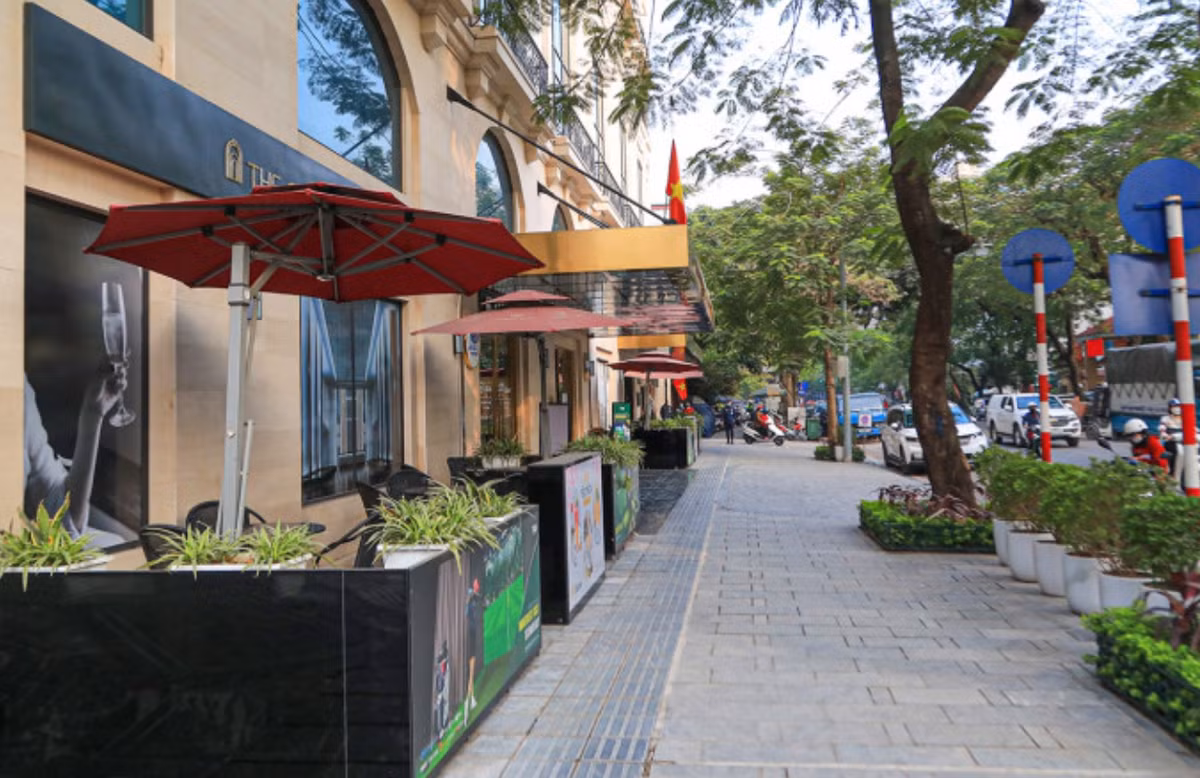 Cần minh bạch về quản lý, khai thác vỉa hè, đường ở Hà Nội Can minh bach ve quan ly, khai thac via he, duong o Ha Noi