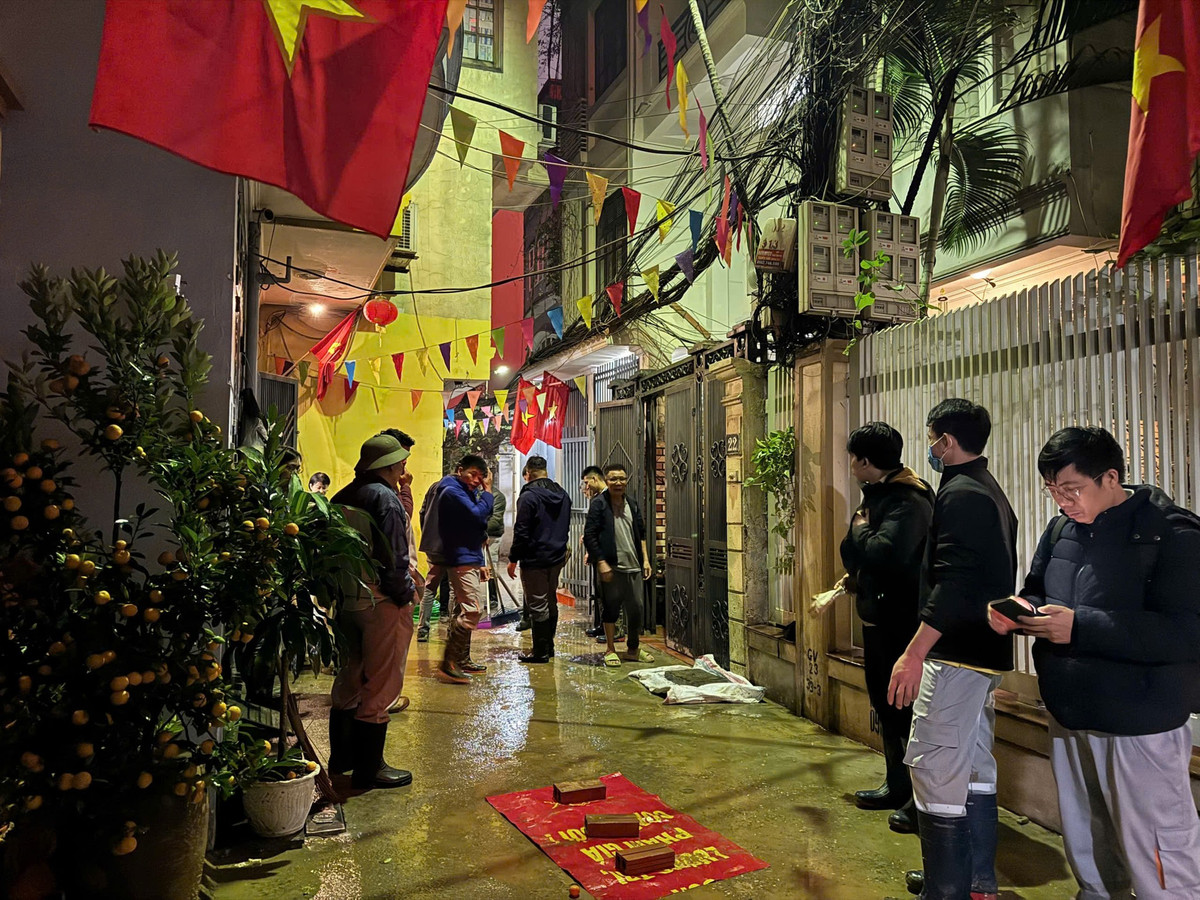 Ông Lee Young Kyeong – Phó giám đốc dự án Liên danh Hyundai &amp; Ghella khẳng định: "Hiện tượng phụ gia khoan hầm trào lên mặt đất trong quá trình khoan là một tình huống kỹ thuật nằm trong dự tính và đã được kiểm soát ngay lập tức. Chúng tôi cam kết tuân thủ đầy đủ các tiêu chuẩn kỹ thuật và quy trình an toàn, đồng thời sẽ tiếp tục phối hợp chặt chẽ với Chủ đầu tư và các đơn vị liên quan để đảm bảo quá trình thi công diễn ra an toàn, hiệu quả."