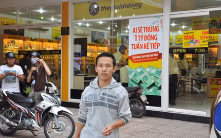 The Gioi Di Dong lien tuc bi to ban hang kem, dich vu toi-Hinh-3