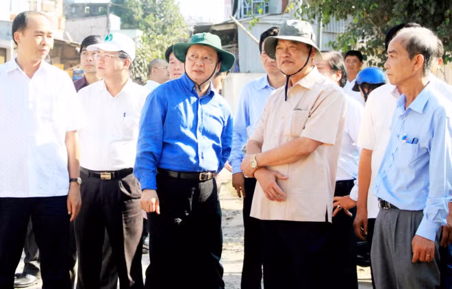 Sat lo song Hau co phan do tac dong cua con nguoi