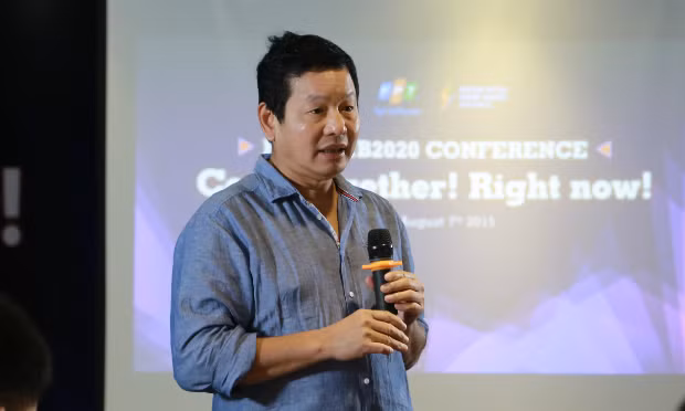 Vị Chủ tịch này cũng đã từng "gây bão" trong một clip giả tưởng do bản tin FUN4FUN của Tập đoàn FPT sản xuất và phát trên mạng nội bộ của FPT. Ảnh: Chungta.vn.