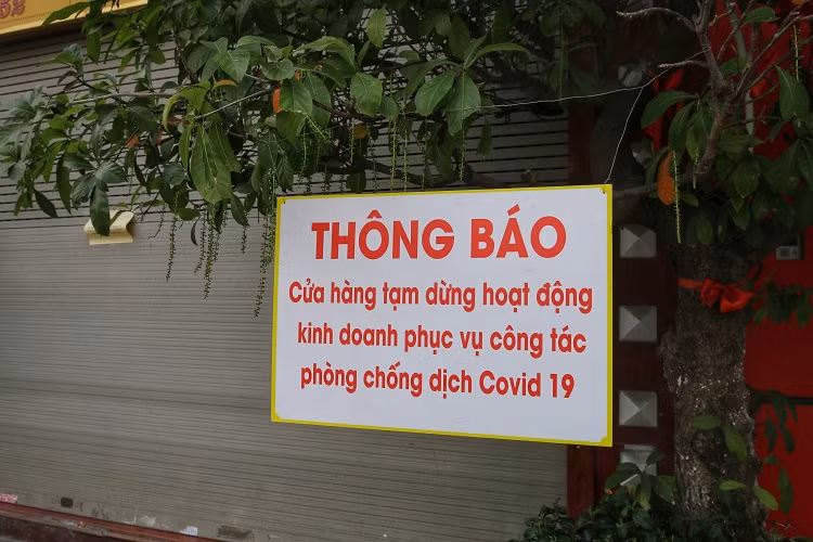 Canh tuong hiem thay tai Ha Noi sau lenh tam ngung kinh doanh-Hinh-5