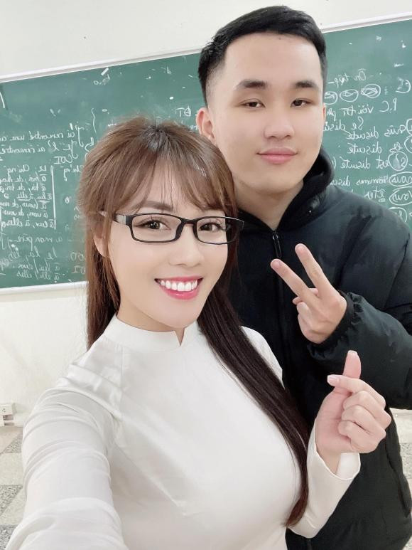 Trước khi làm giảng viên, Âu Hà My từng nhiều năm liền sở hữu bảng thành tích học tập đáng nể.