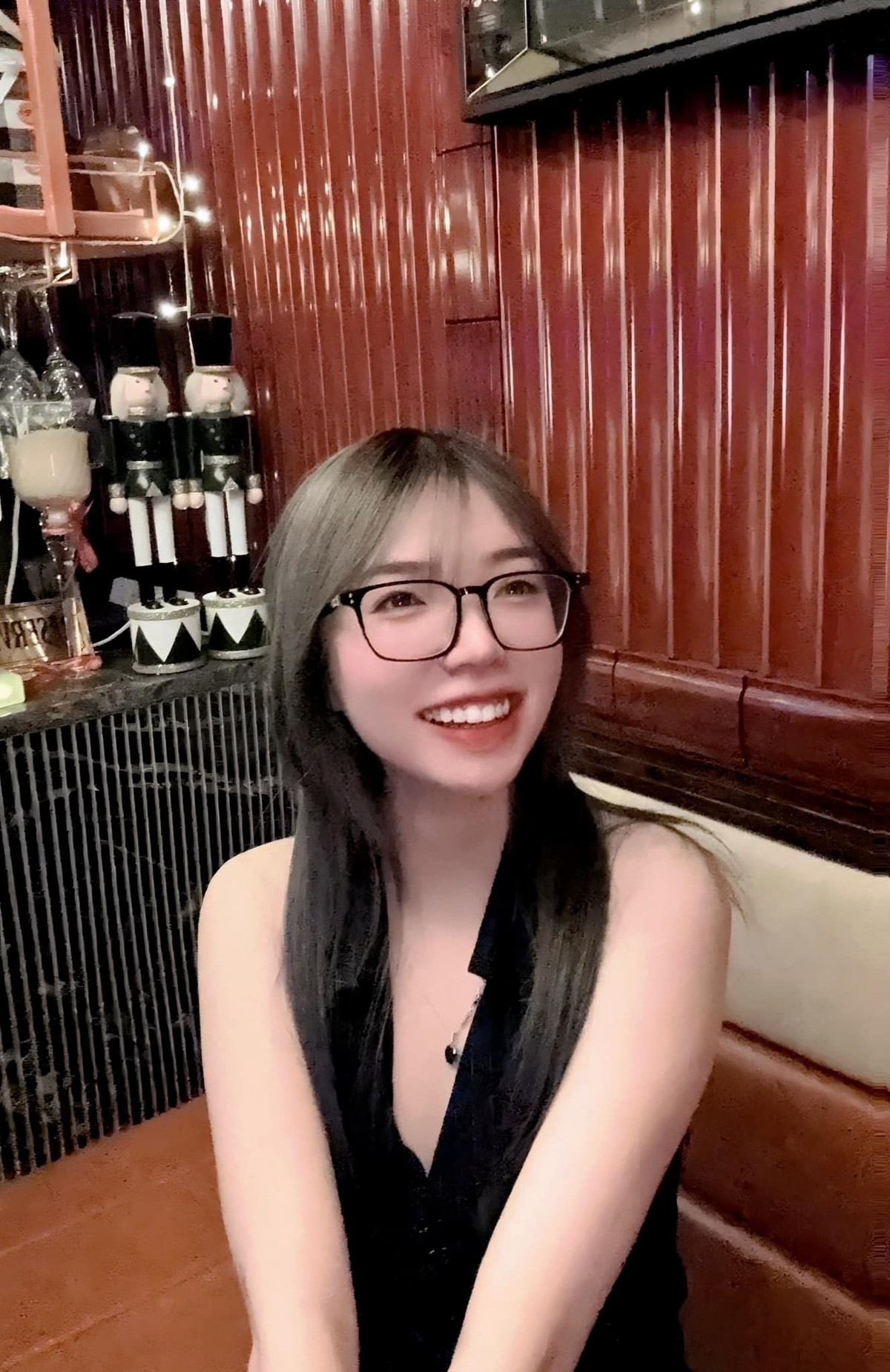 Bên cạnh những lời khen và biểu cảm tích cực, cũng có một số ý kiến trái chiều, cho rằng đây là một bước đi quá khác biệt so với hình ảnh mà Remind từng xây dựng.