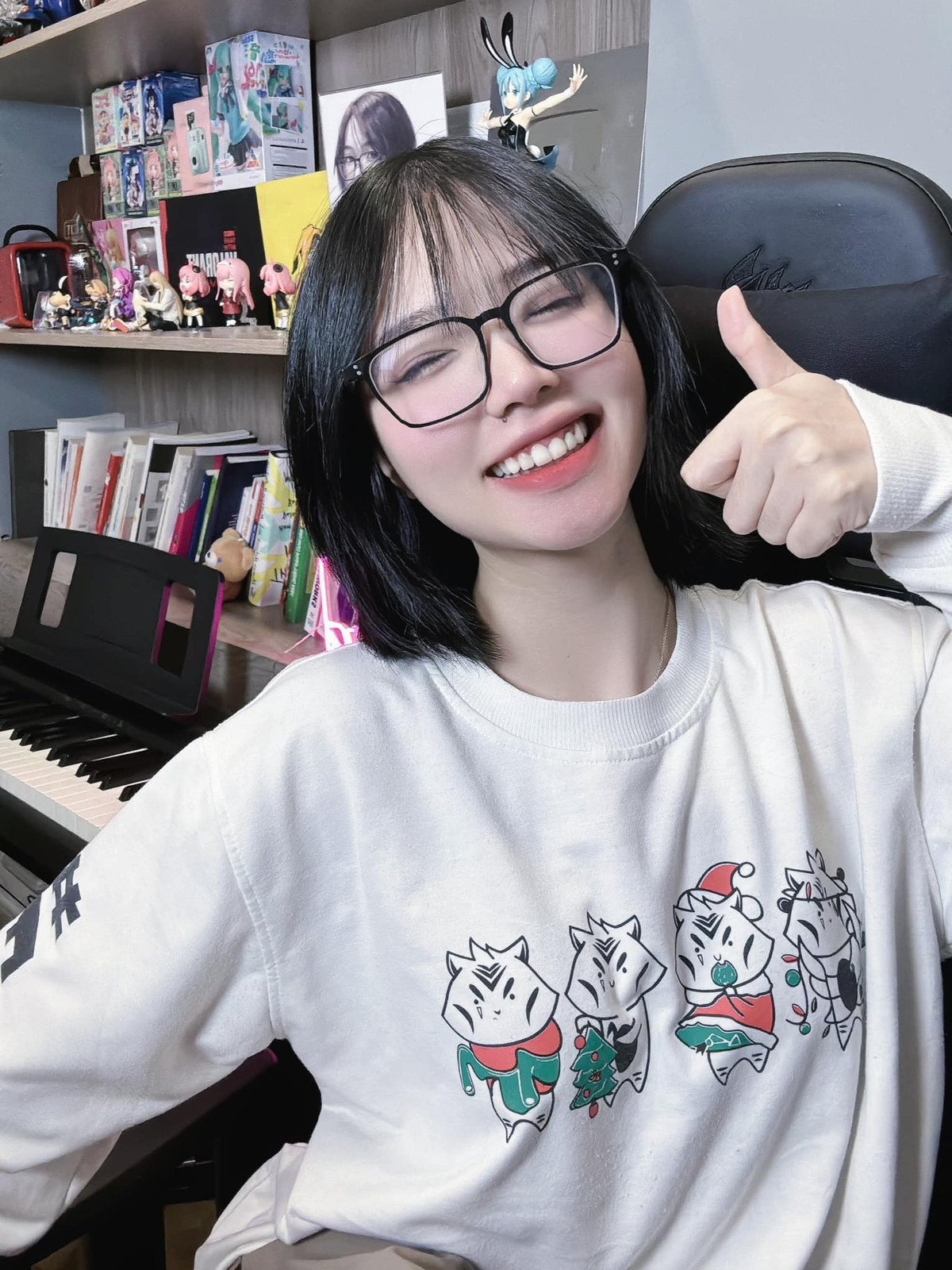 Ngoài thời gian học tập, chơi game, Remind cho biết cô cũng rất thích được đi xem phim, du lịch khám phá những địa danh nổi tiếng trong và ngoài nước.